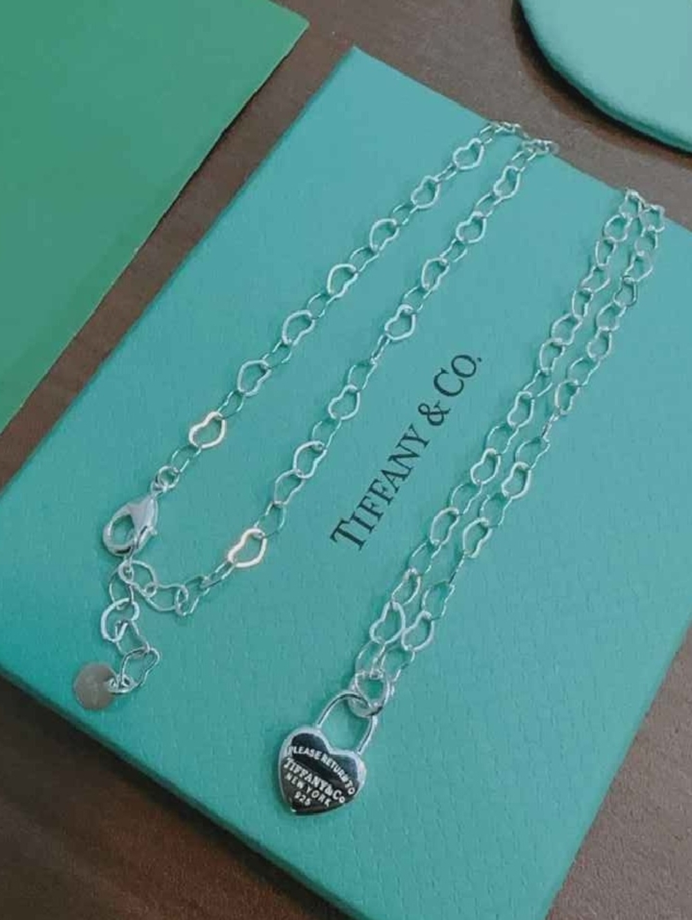 Silver Heart Necklace - Picture 4 of 6